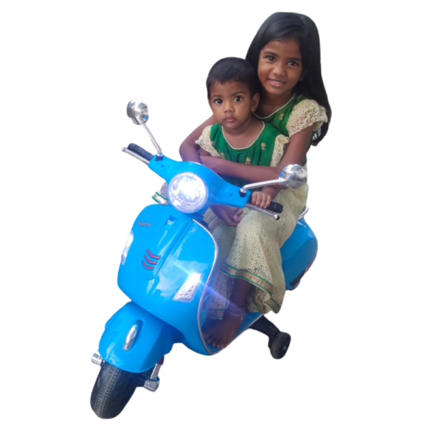 Vespa scooter for kids (blue) - Image 2